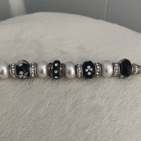 Bella Perlina Bracelet - Picture 11 of 11